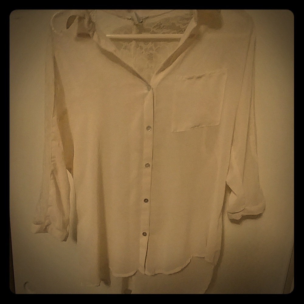 🔥 Forever 21 blouse button up cream shirt 🔥